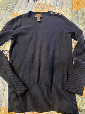 PENN WRIGHT MANSON Cashmere Button Shoulder Sweater Medium